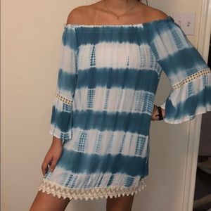 NWOT Off the Shoulder Dress